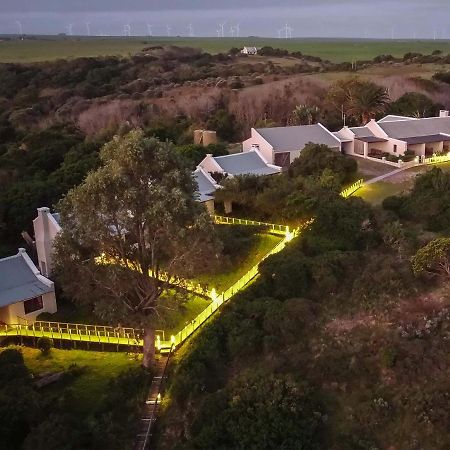 Oyster Bay Lodge Екстериор снимка