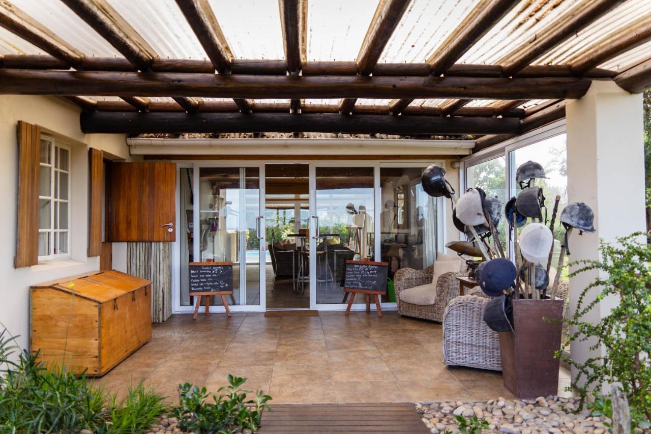 Oyster Bay Lodge Екстериор снимка