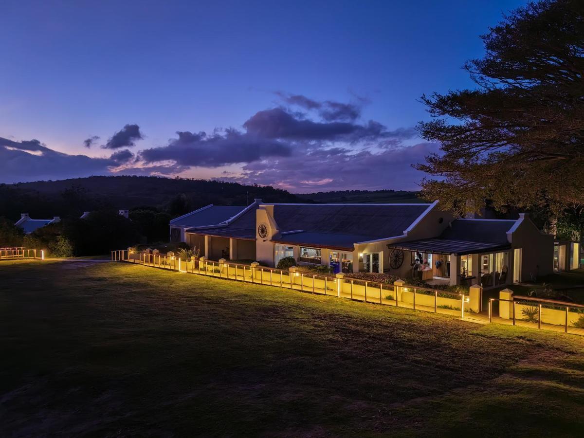 Oyster Bay Lodge Екстериор снимка