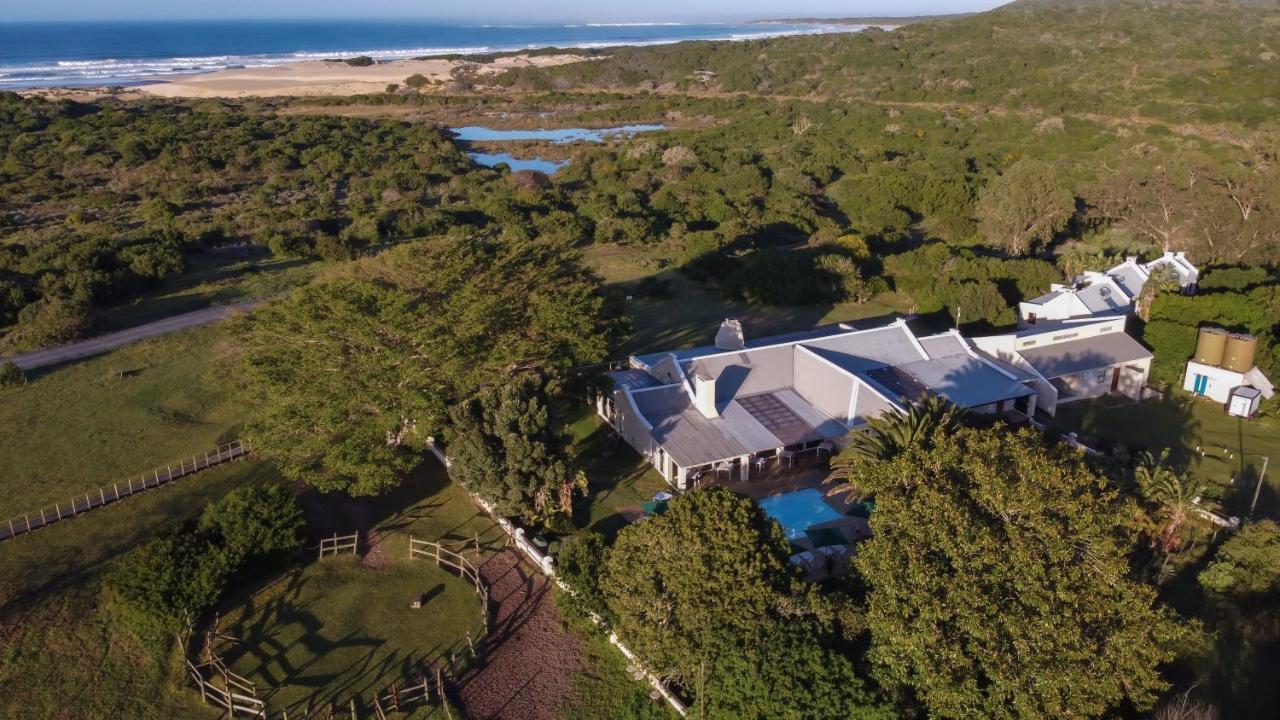 Oyster Bay Lodge Екстериор снимка