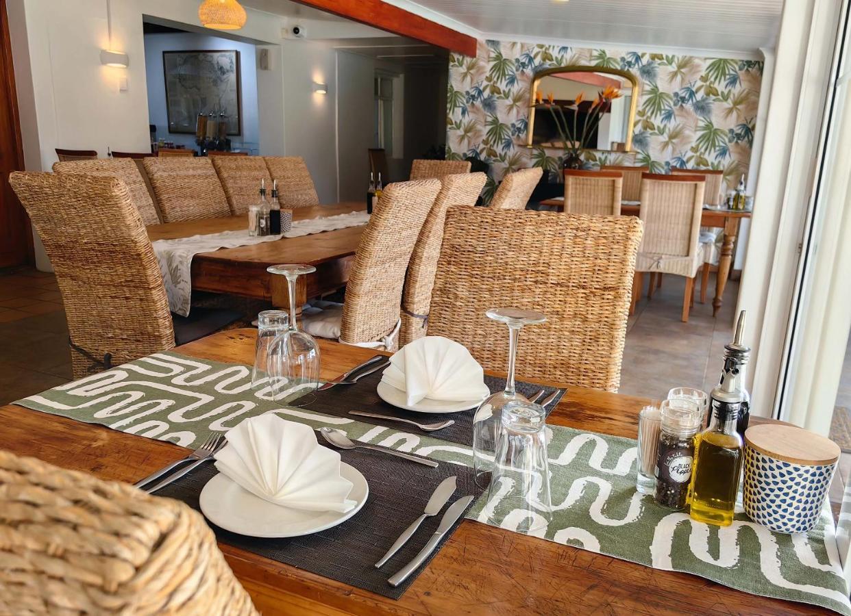 Oyster Bay Lodge Екстериор снимка