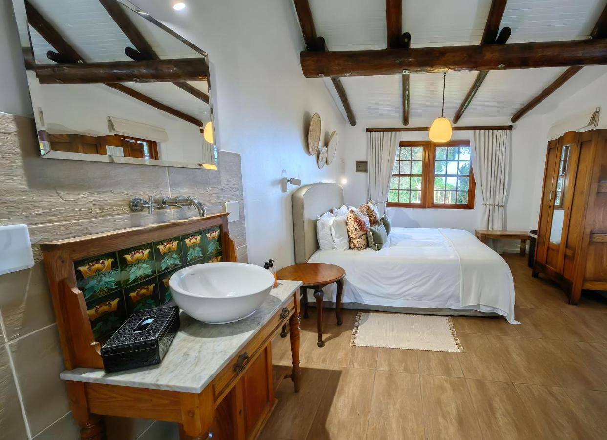 Oyster Bay Lodge Екстериор снимка